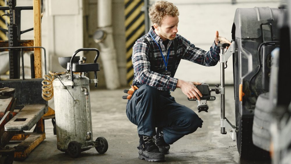 Why Long-Haul Drivers Need Mobile Truck Tyre Repair in Hunter Valley
